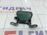Петля двери багажника нижняя правая Toyota Land Cruiser 100 66110-60020