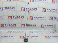 Замок багажника левый Toyota Land Cruiser 100 69390-60040