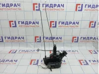 Замок двери передней правой Toyota Land Cruiser 100 69030-60180