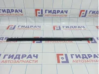 Накладка стекла глухого заднего левого Toyota Land Cruiser 100 75670-60030