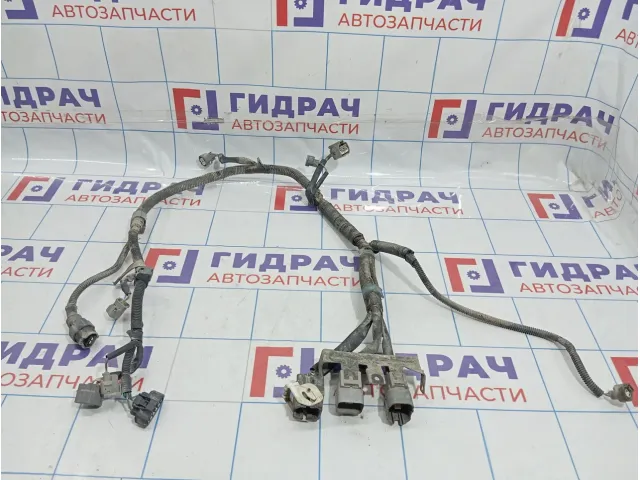 Проводка двери передней левой Toyota Land Cruiser 100 82152-60331