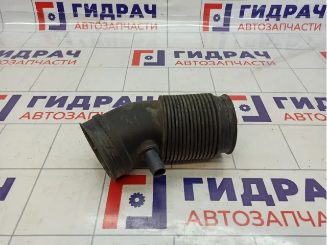 Патрубок воздушного фильтра Land Rover Discovery 3 (L319) PHD500025
