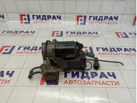 Насос регулировки подвески Land Rover Discovery 3 (L319) RQG500090