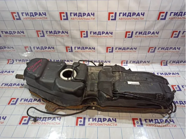 Бак топливный Land Rover Discovery 3 (L319) LR013744