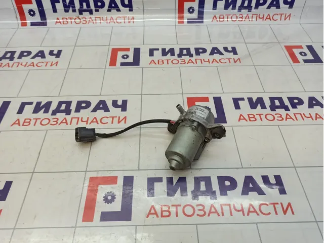 Насос вакуумный Land Rover Discovery 3 (L319) SQJ500082