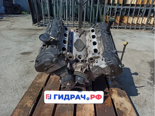 Двигатель Land Rover Discovery 3 (L319) LR004702