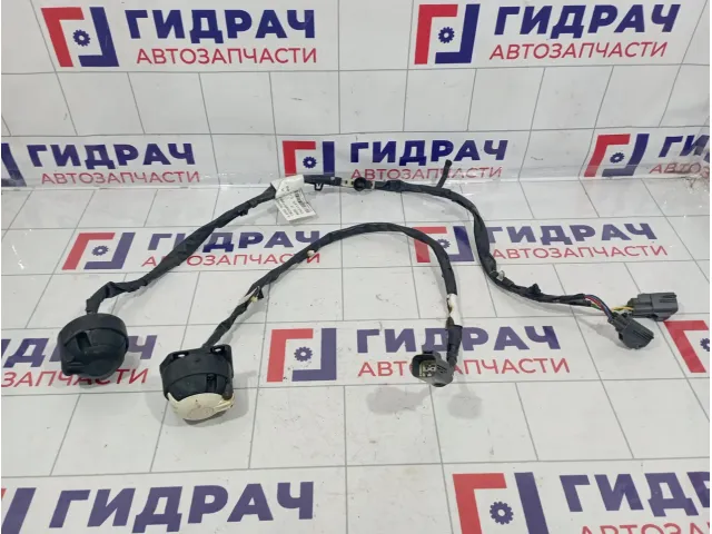 Розетка сцепного устройства Land Rover Discovery 3 (L319) YMZ500780