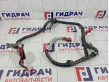 Клемма аккумулятора плюс Land Rover Discovery 3 (L319) YTA500511