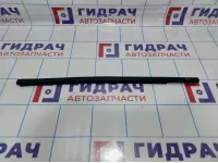 Накладка стекла заднего левого Land Rover Freelander II (L359) LR001738
