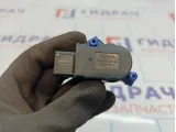 Датчик температуры воздуха Land Rover Freelander II (L359) LR023702
