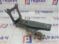 Крюк буксировочный Land Rover Freelander II (L359) LR002873