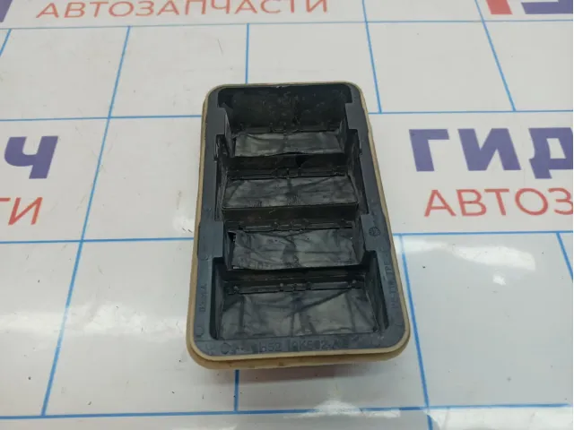 Решетка вентиляционная Land Rover Freelander II (L359) 6H5219K502AB