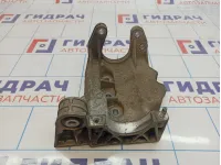 Кронштейн промежуточного вала Land Rover Freelander II (L359) LR003449