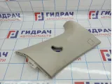 Обшивка стойки заднией левая Land Rover Freelander II (L359) LR008001