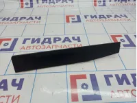 Накладка передней стойки правая Land Rover Freelander II (L359) LR007457