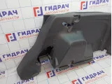 Обшивка багажника правая Land Rover Freelander II (L359) LR008965