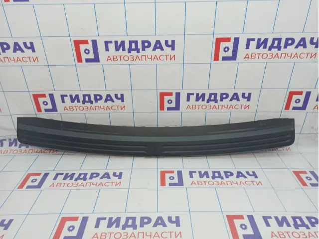 Накладка заднего бампера Land Rover Freelander II (L359) 6H5217877AC