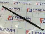 Накладка стекла переднего правого Land Rover Freelander 2 LR001687
