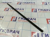 Накладка стекла переднего левого Land Rover Freelander 2 LR001688