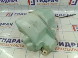 Бачок омывателя лобового стекла Land Rover Freelander 2 LR002305