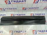 Накладка двери передней правой Land Rover Freelander 2 LR014171