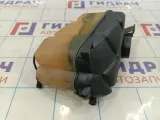 Бачок расширительный Land Rover Freelander 2 LR004080
