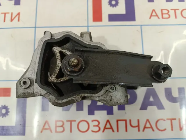Опора двигателя задняя Land Rover Freelander 2 LR039527