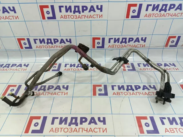 Трубка кондиционера Land Rover Freelander 2 LR025795