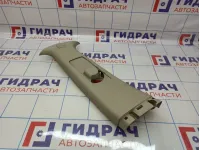 Обшивка стойки средней левой верхняя Land Rover Freelander 2 LR024195
