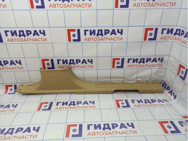 Накладка порога (внутренняя) левая Land Rover Freelander 2 LR001821