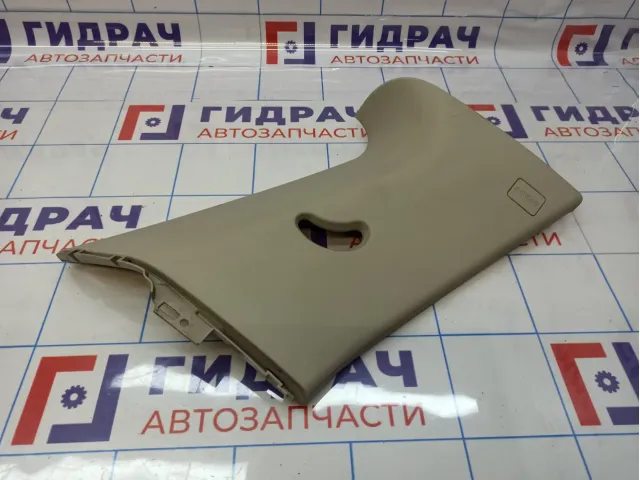 Обшивка стойки задней левой верхняя Land Rover Freelander 2 LR001956