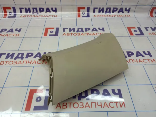 Обшивка стойки задней левой верхняя Land Rover Freelander 2 LR002000