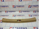 Обшивка багажника на заднюю панель Land Rover Freelander 2 LR002103