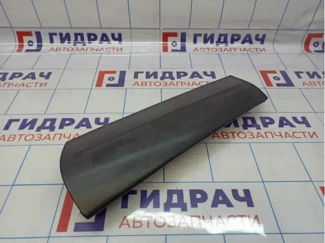 Накладка стойки задней левой наружная Land Rover Freelander 2 LR023454