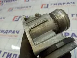 Заслонка дроссельная электрическая Land Rover Freelander 2 LR001001