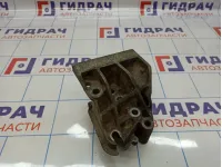 Кронштейн двигателя правый Land Rover Freelander 2 LR001216