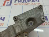 Кронштейн генератора Land Rover Freelander 2 LR007753