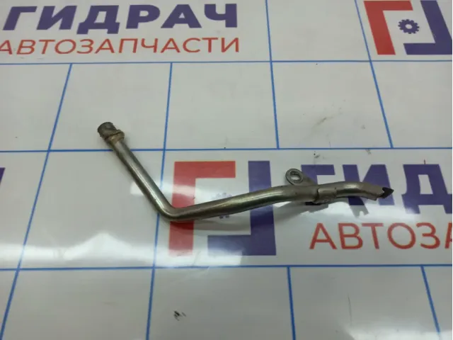 Трубка масляная Land Rover Freelander 2 LR001250