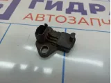 Датчик положения коленвала Land Rover Freelander 2 9637466980