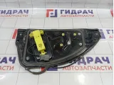 Стеклоподъемник электрический задний левый Land Rover Freelander 2 LR002212