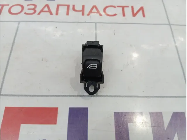 Кнопка стеклоподъемника Land Rover Freelander 2 LR008313