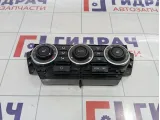 Блок управления климатической установкой Land Rover Freelander 2 LR002730
