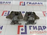 Петли двери багажника Land Rover Freelander 2