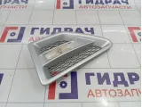 Накладка переднего крыла левого Land Rover Freelander 2 LR001660