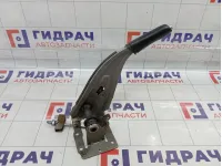 Рычаг стояночного тормоза Land Rover Freelander 2 LR008519