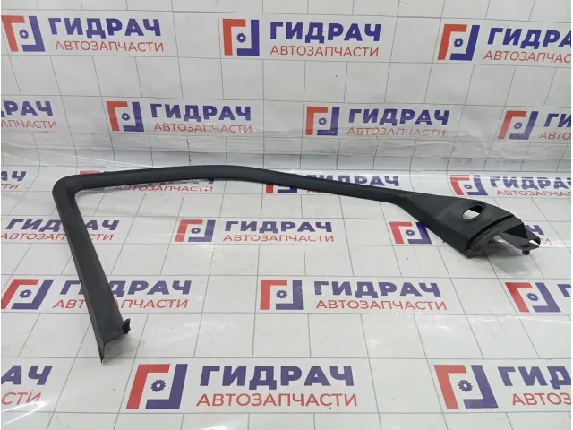 Накладка двери передняя левая Land Rover Freelander 2 EJN500050