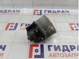 Моторчик отопителя Land Rover Freelander 2 LR016627
