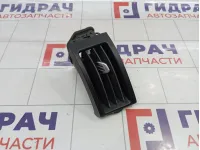 Дефлектор воздушный правый Land Rover Freelander 2 LR016368