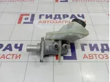 Цилиндр тормозной главный Land Rover Freelander 2 LR007378