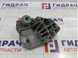 Кронштейн опоры двигателя правый Land Rover Freelander 2 LR004510